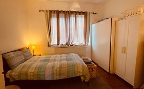 Quiet And Colorfull Flat In The Center City Of Brussels
